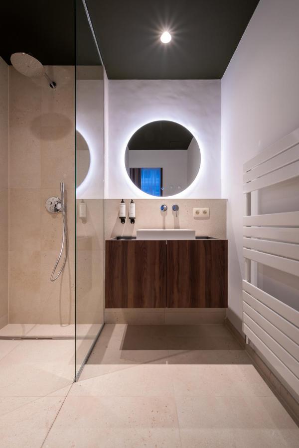 One Two Four - Hotel & Spa Gent Eksteriør billede